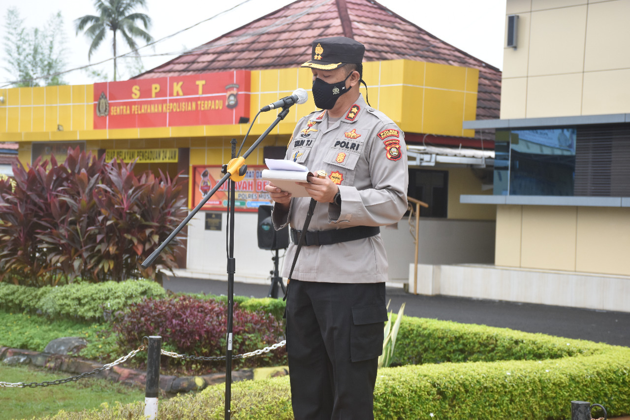 86 PERSONIL BERPRESTASI POLRES MUBA MENERIMA PENGHARGAAN DARI KAPOLRES MUBA