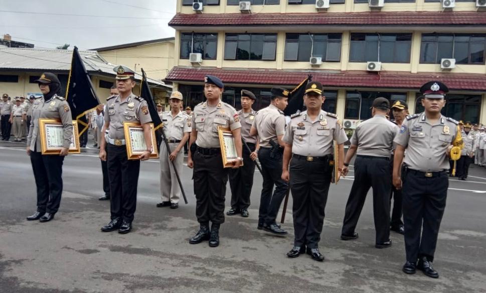 BHABINKAMTIBMAS POLRES MUBA MENERIMA PENGHARGAAN PIN EMAS DARI KAPOLRI